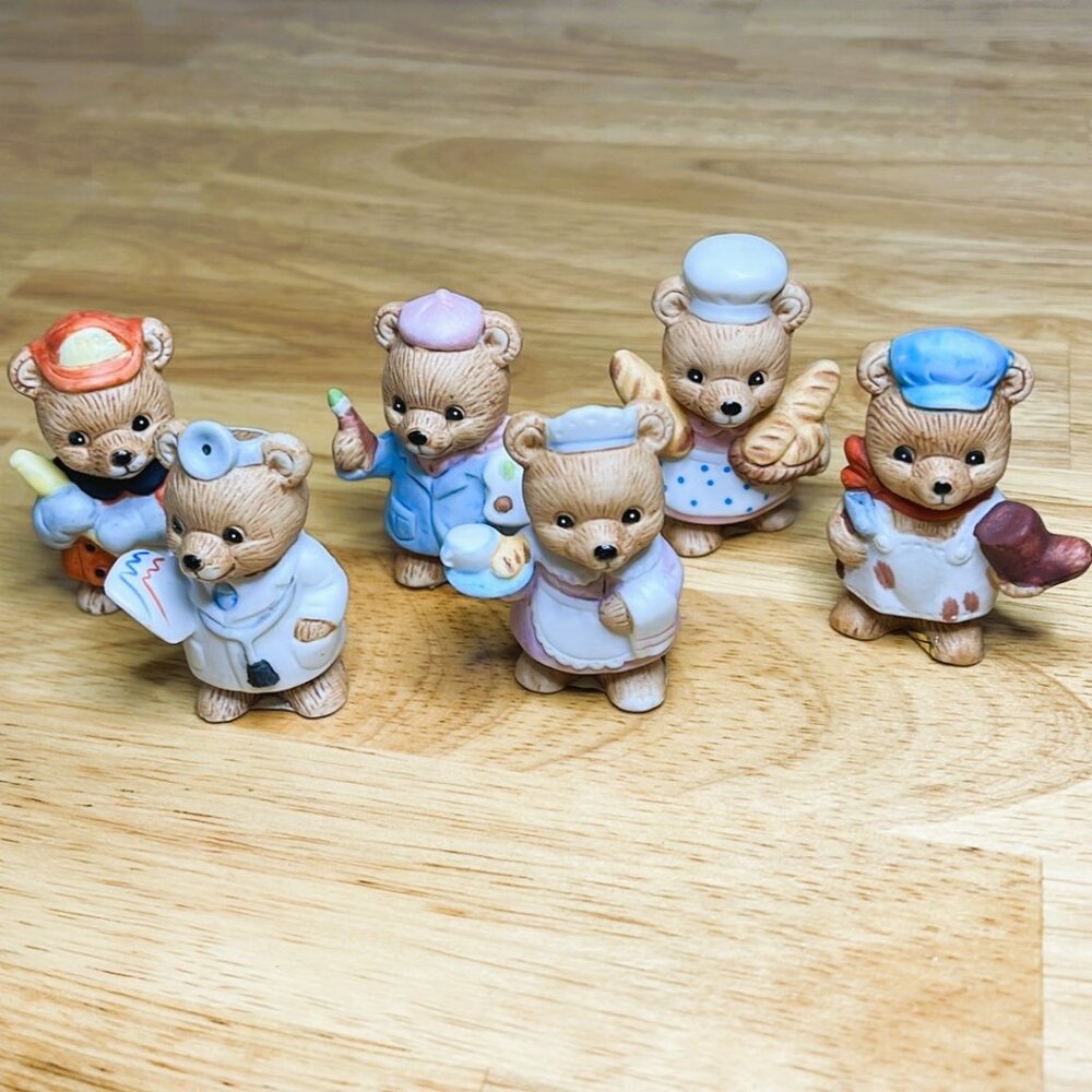 Vintage Homco Adorable Bear Figurines Set